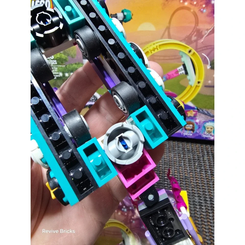 LEGO FRIENDS: Magical Acrobatics (41686) 99.9% Complete With Box‎ and Manual VGC